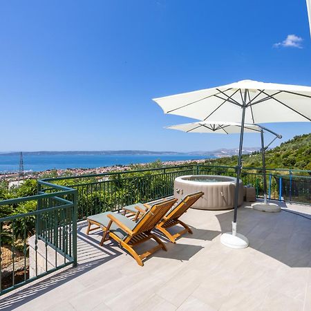 Private Villa Golden Hour With A View Of Split Area Kaštel Sućurac Exteriör bild