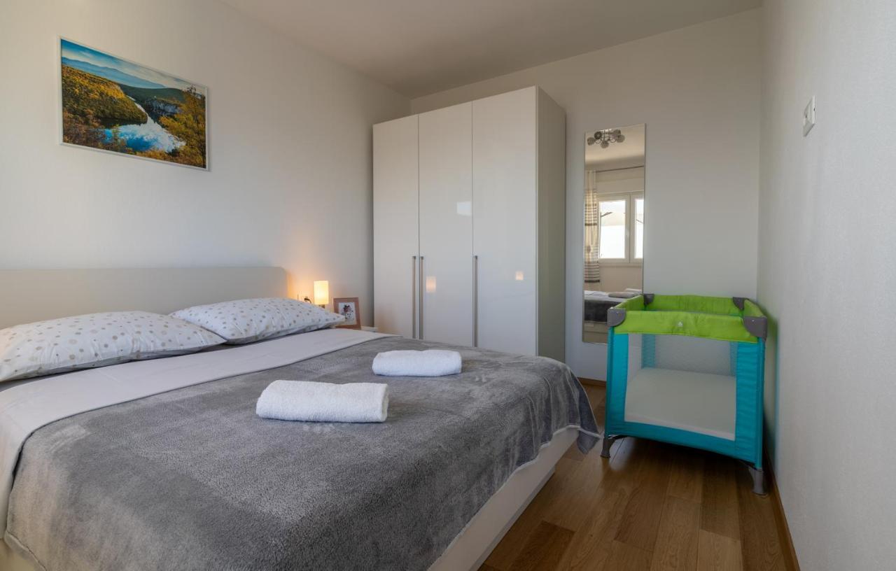 Private Villa Golden Hour With A View Of Split Area Kaštel Sućurac Exteriör bild