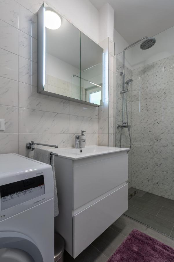 Private Villa Golden Hour With A View Of Split Area Kaštel Sućurac Exteriör bild
