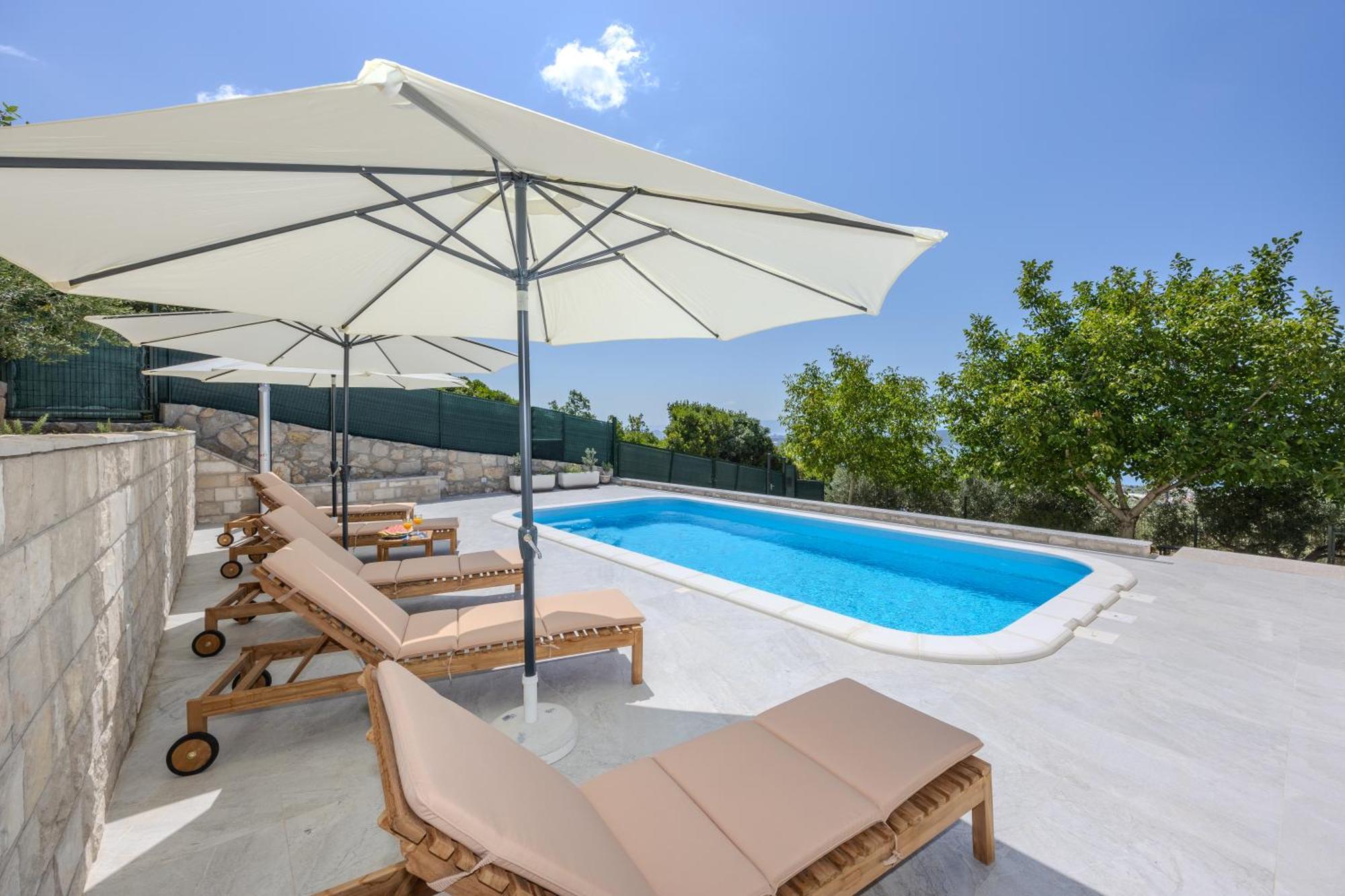 Private Villa Golden Hour With A View Of Split Area Kaštel Sućurac Exteriör bild